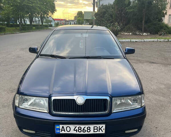 Синий Шкода Октавия, объемом двигателя 1.6 л и пробегом 308 тыс. км за 4100 $, фото 2 на Automoto.ua
