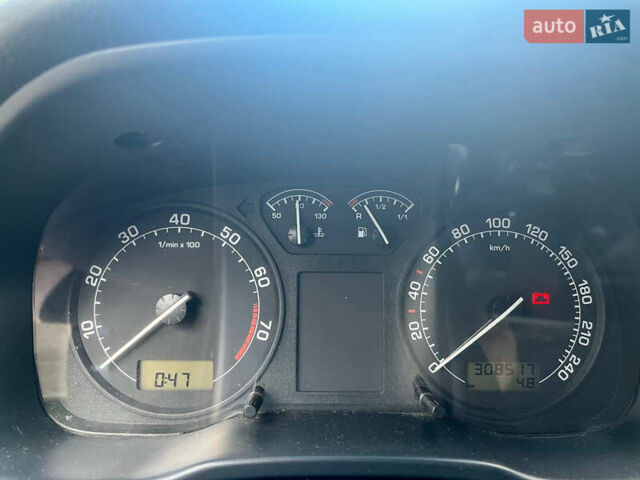 Синий Шкода Октавия, объемом двигателя 1.6 л и пробегом 308 тыс. км за 4100 $, фото 13 на Automoto.ua