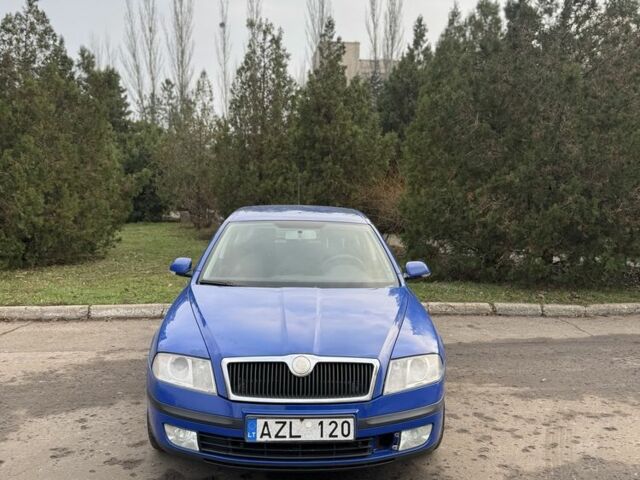 Синий Шкода Октавия, объемом двигателя 1.9 л и пробегом 250 тыс. км за 2850 $, фото 2 на Automoto.ua