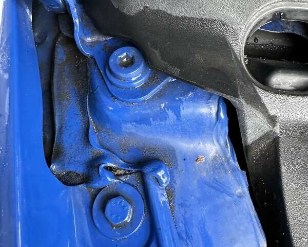 Синий Шкода Октавия, объемом двигателя 1.6 л и пробегом 170 тыс. км за 5700 $, фото 68 на Automoto.ua