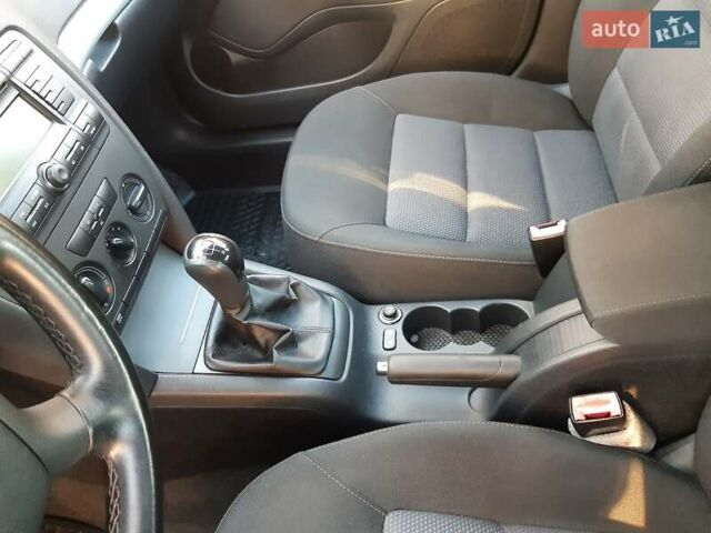 Синій Шкода Октавія, об'ємом двигуна 1.6 л та пробігом 201 тис. км за 6800 $, фото 15 на Automoto.ua