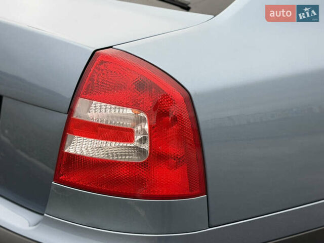 Синій Шкода Октавія, об'ємом двигуна 0 л та пробігом 105 тис. км за 8199 $, фото 15 на Automoto.ua