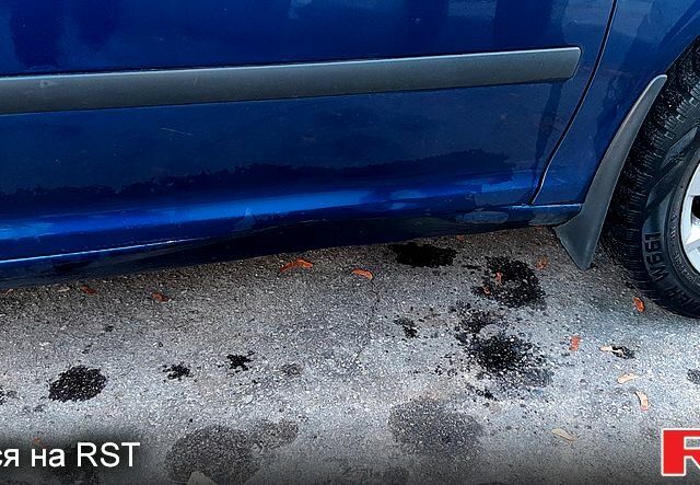 Синій Шкода Октавія, об'ємом двигуна 1.6 л та пробігом 299 тис. км за 6000 $, фото 7 на Automoto.ua