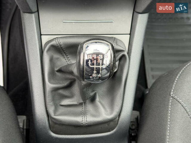 Синій Шкода Октавія, об'ємом двигуна 0 л та пробігом 105 тис. км за 8199 $, фото 65 на Automoto.ua