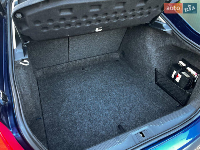 Синий Шкода Октавия, объемом двигателя 1.6 л и пробегом 157 тыс. км за 6700 $, фото 31 на Automoto.ua