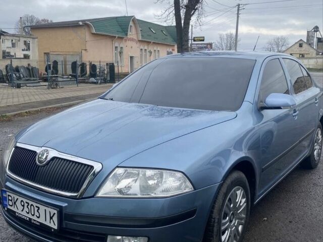 Синий Шкода Октавия, объемом двигателя 1.6 л и пробегом 241 тыс. км за 6900 $, фото 2 на Automoto.ua