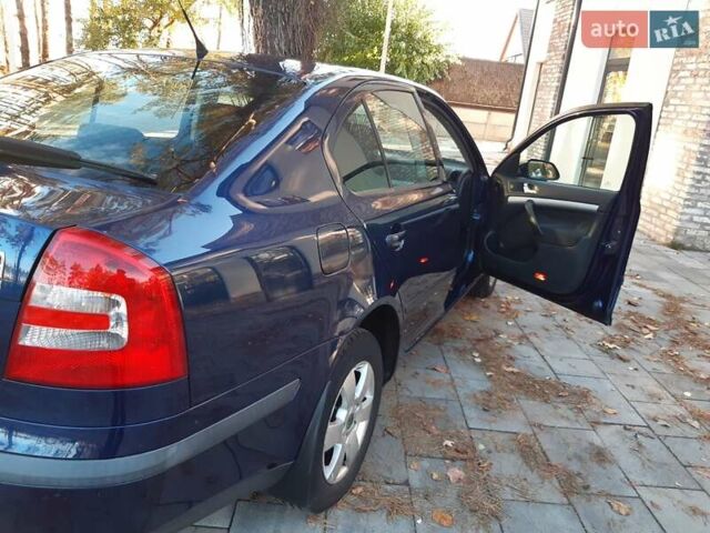 Синій Шкода Октавія, об'ємом двигуна 1.6 л та пробігом 201 тис. км за 6800 $, фото 20 на Automoto.ua