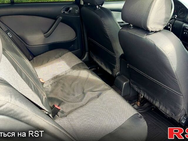 Синий Шкода Октавия, объемом двигателя 1.6 л и пробегом 250 тыс. км за 5399 $, фото 8 на Automoto.ua