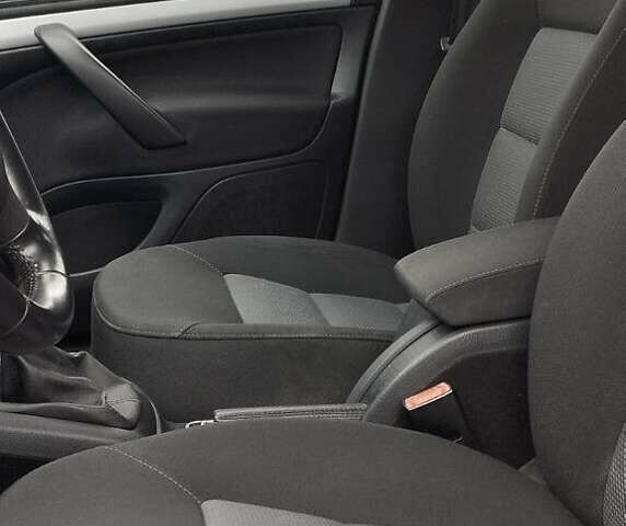 Синий Шкода Октавия, объемом двигателя 1.6 л и пробегом 241 тыс. км за 6900 $, фото 7 на Automoto.ua