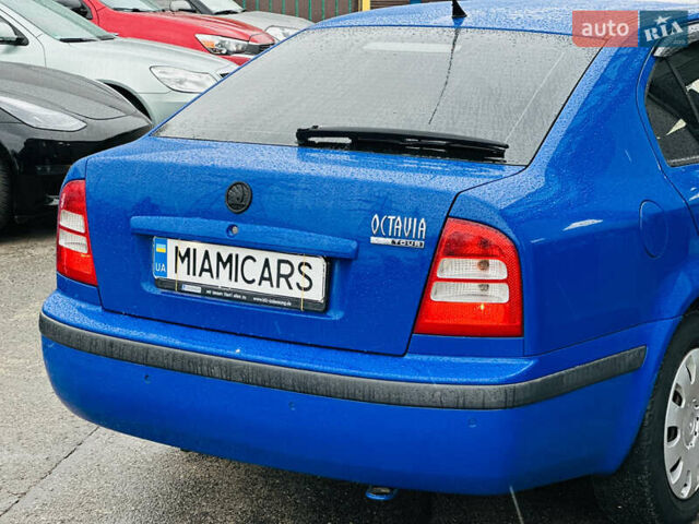 Синій Шкода Октавія, об'ємом двигуна 1.6 л та пробігом 250 тис. км за 5700 $, фото 4 на Automoto.ua