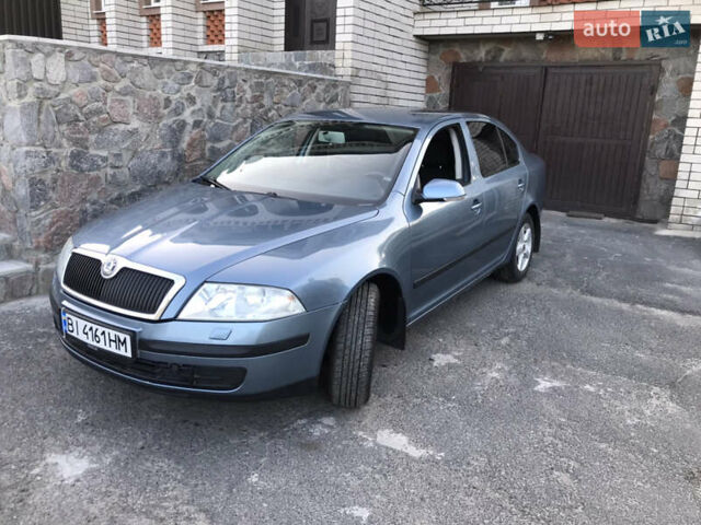 Синий Шкода Октавия, объемом двигателя 1.6 л и пробегом 220 тыс. км за 6800 $, фото 5 на Automoto.ua