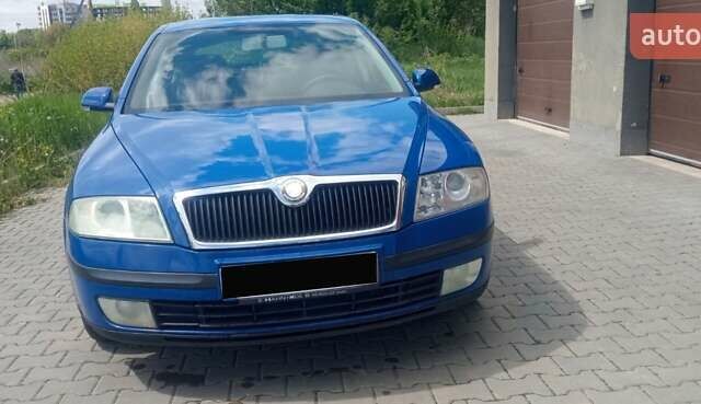 Синий Шкода Октавия, объемом двигателя 1.4 л и пробегом 293 тыс. км за 4350 $, фото 11 на Automoto.ua