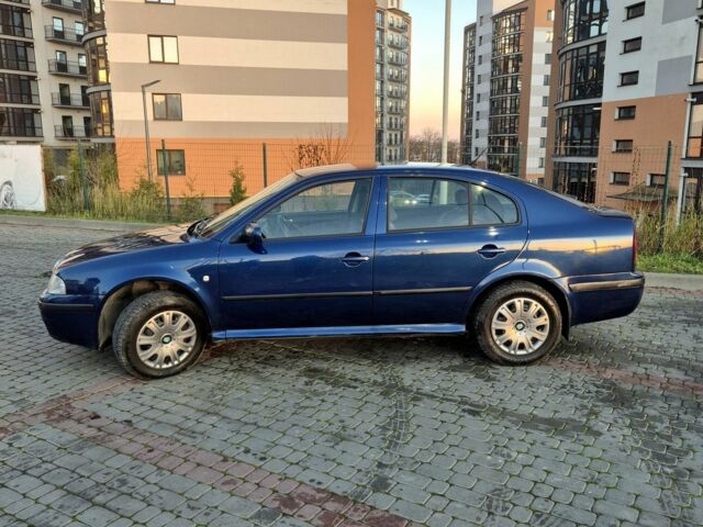 Синий Шкода Октавия, объемом двигателя 1.6 л и пробегом 236 тыс. км за 4500 $, фото 2 на Automoto.ua