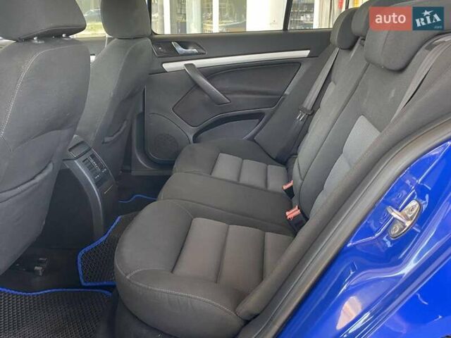 Синий Шкода Октавия, объемом двигателя 1.9 л и пробегом 229 тыс. км за 6800 $, фото 21 на Automoto.ua