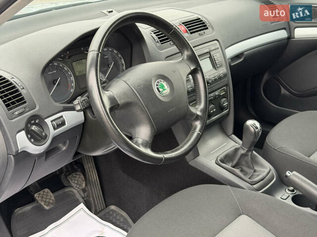 Синій Шкода Октавія, об'ємом двигуна 0 л та пробігом 105 тис. км за 8199 $, фото 55 на Automoto.ua