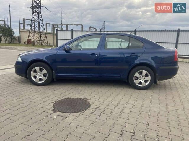 Синий Шкода Октавия, объемом двигателя 1.6 л и пробегом 222 тыс. км за 6450 $, фото 1 на Automoto.ua