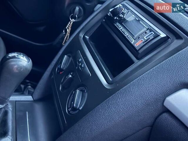 Синий Шкода Октавия, объемом двигателя 1.6 л и пробегом 180 тыс. км за 5850 $, фото 25 на Automoto.ua