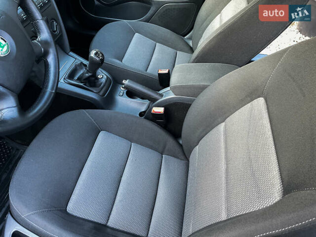 Синий Шкода Октавия, объемом двигателя 1.6 л и пробегом 157 тыс. км за 6750 $, фото 27 на Automoto.ua