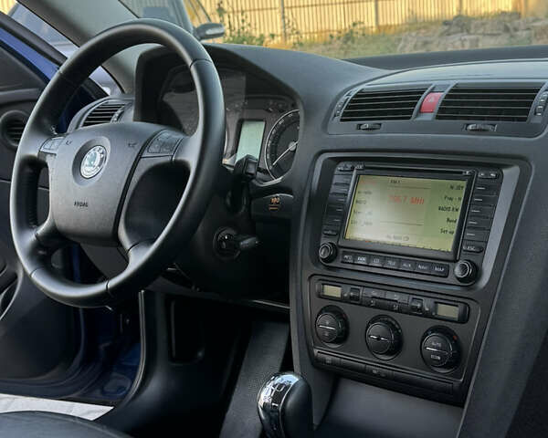 Синий Шкода Октавия, объемом двигателя 1.6 л и пробегом 213 тыс. км за 6999 $, фото 33 на Automoto.ua