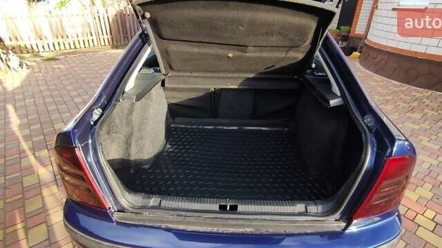 Синий Шкода Октавия, объемом двигателя 1.6 л и пробегом 313 тыс. км за 4900 $, фото 26 на Automoto.ua