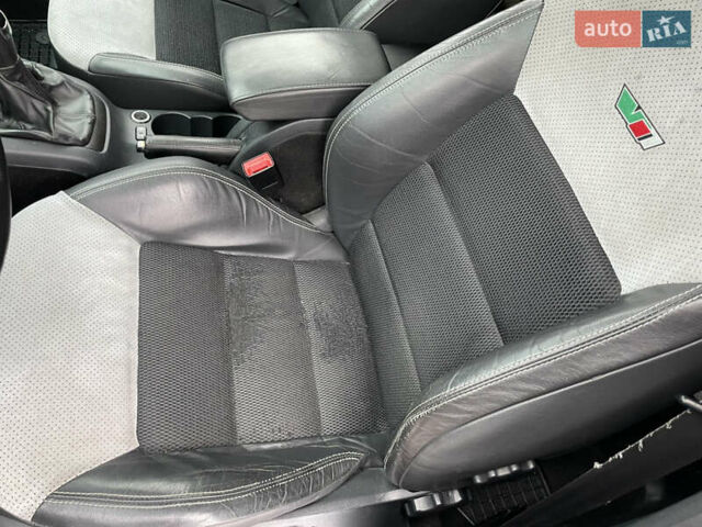 Синій Шкода Октавія, об'ємом двигуна 1.98 л та пробігом 298 тис. км за 7400 $, фото 10 на Automoto.ua