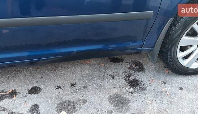 Синій Шкода Октавія, об'ємом двигуна 1.6 л та пробігом 290 тис. км за 6000 $, фото 4 на Automoto.ua