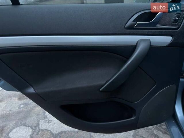 Синий Шкода Октавия, объемом двигателя 1.6 л и пробегом 180 тыс. км за 5850 $, фото 41 на Automoto.ua