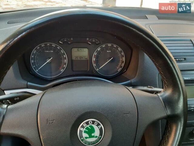 Синій Шкода Октавія, об'ємом двигуна 1.6 л та пробігом 201 тис. км за 6800 $, фото 12 на Automoto.ua