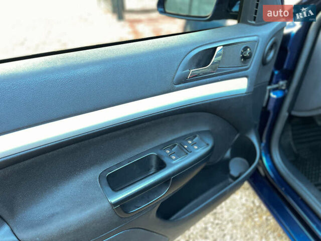 Синий Шкода Октавия, объемом двигателя 1.6 л и пробегом 157 тыс. км за 6700 $, фото 20 на Automoto.ua