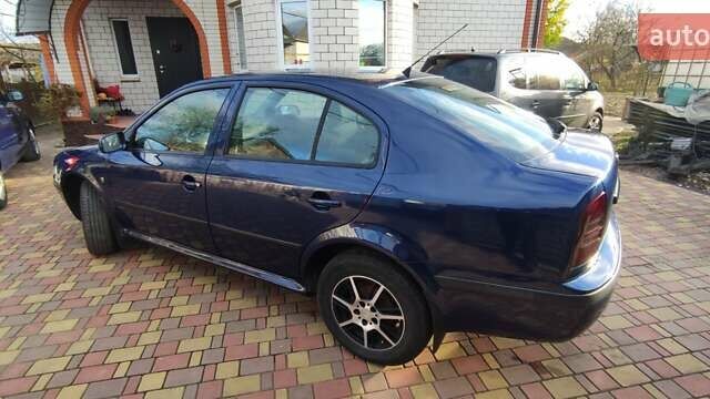 Синий Шкода Октавия, объемом двигателя 1.6 л и пробегом 313 тыс. км за 4900 $, фото 13 на Automoto.ua