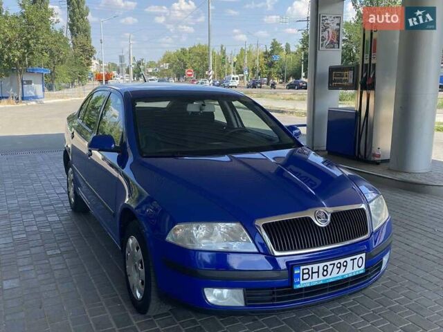 Синий Шкода Октавия, объемом двигателя 1.9 л и пробегом 229 тыс. км за 6800 $, фото 5 на Automoto.ua