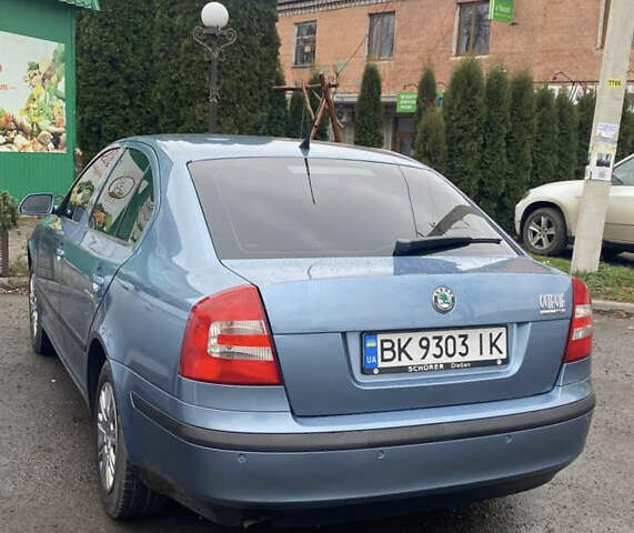 Синий Шкода Октавия, объемом двигателя 1.6 л и пробегом 241 тыс. км за 6900 $, фото 4 на Automoto.ua