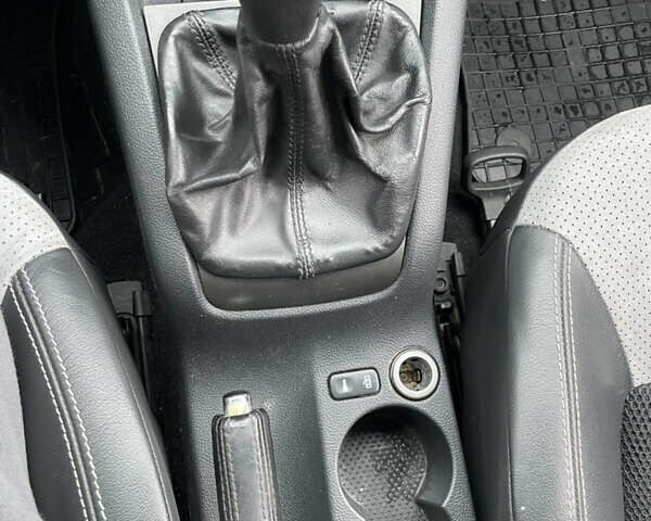 Синій Шкода Октавія, об'ємом двигуна 1.98 л та пробігом 298 тис. км за 7400 $, фото 49 на Automoto.ua