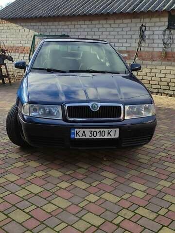 Синий Шкода Октавия, объемом двигателя 1.6 л и пробегом 313 тыс. км за 4900 $, фото 7 на Automoto.ua