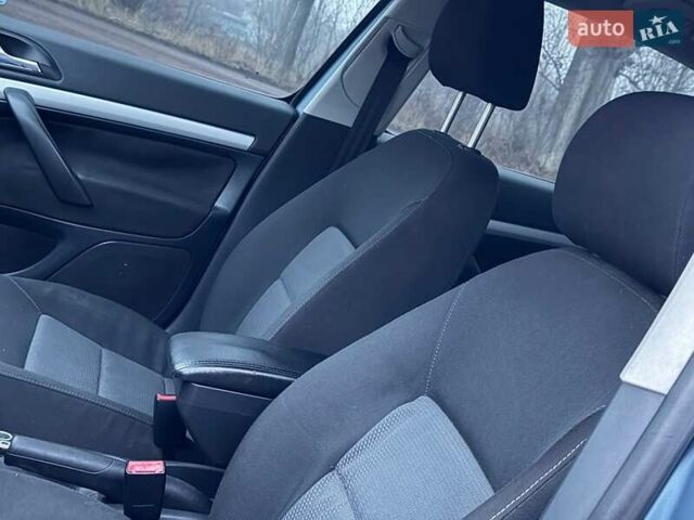 Синий Шкода Октавия, объемом двигателя 1.6 л и пробегом 180 тыс. км за 5850 $, фото 21 на Automoto.ua