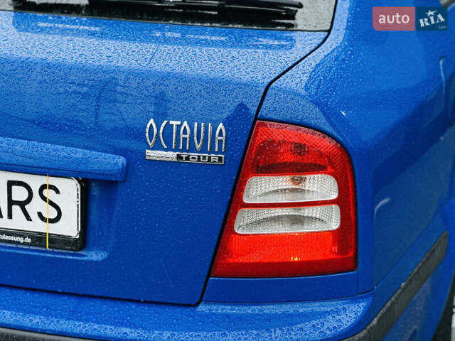 Синій Шкода Октавія, об'ємом двигуна 1.6 л та пробігом 250 тис. км за 5700 $, фото 5 на Automoto.ua