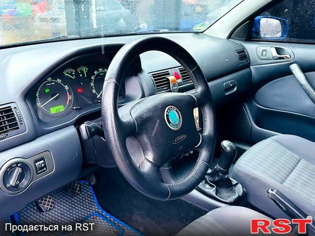 Синий Шкода Октавия, объемом двигателя 1.6 л и пробегом 250 тыс. км за 5699 $, фото 9 на Automoto.ua