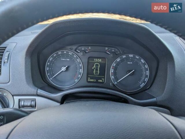 Синий Шкода Октавия, объемом двигателя 1.6 л и пробегом 248 тыс. км за 6250 $, фото 11 на Automoto.ua