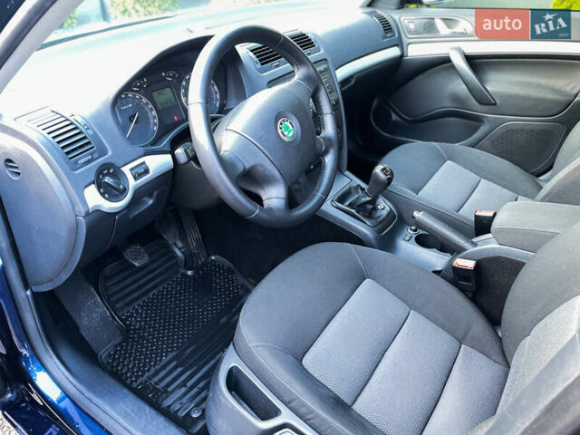 Синий Шкода Октавия, объемом двигателя 1.6 л и пробегом 157 тыс. км за 6700 $, фото 21 на Automoto.ua