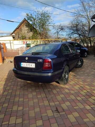 Синий Шкода Октавия, объемом двигателя 1.6 л и пробегом 313 тыс. км за 4900 $, фото 14 на Automoto.ua