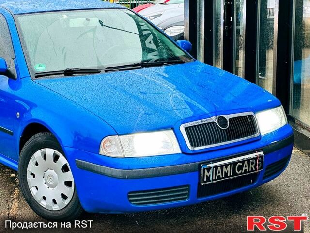 Синий Шкода Октавия, объемом двигателя 1.6 л и пробегом 250 тыс. км за 5699 $, фото 1 на Automoto.ua