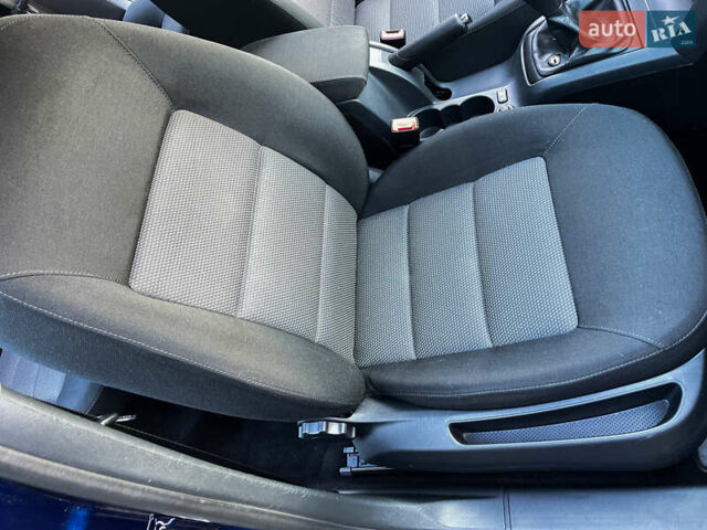 Синий Шкода Октавия, объемом двигателя 1.6 л и пробегом 157 тыс. км за 6750 $, фото 32 на Automoto.ua