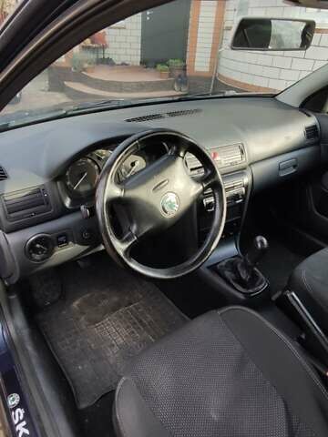 Синий Шкода Октавия, объемом двигателя 1.6 л и пробегом 313 тыс. км за 4900 $, фото 23 на Automoto.ua