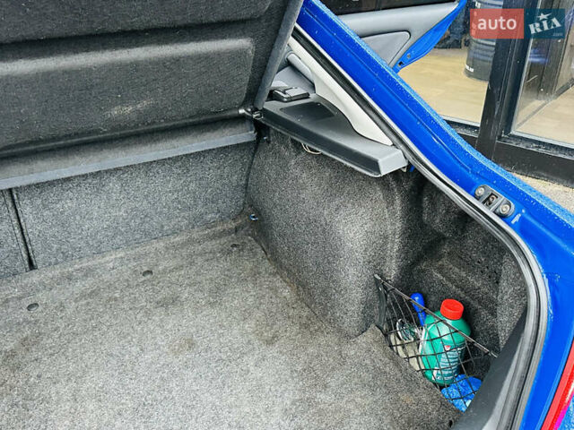 Синій Шкода Октавія, об'ємом двигуна 1.6 л та пробігом 250 тис. км за 5700 $, фото 31 на Automoto.ua