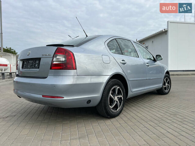 Синий Шкода Октавия, объемом двигателя 1.6 л и пробегом 248 тыс. км за 7999 $, фото 6 на Automoto.ua