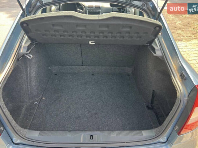 Синий Шкода Октавия, объемом двигателя 1.6 л и пробегом 191 тыс. км за 8000 $, фото 9 на Automoto.ua