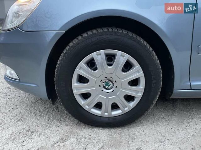 Синий Шкода Октавия, объемом двигателя 1.6 л и пробегом 85 тыс. км за 8999 $, фото 43 на Automoto.ua