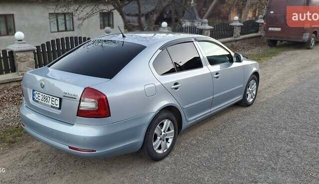 Синий Шкода Октавия, объемом двигателя 1.6 л и пробегом 206 тыс. км за 8300 $, фото 3 на Automoto.ua