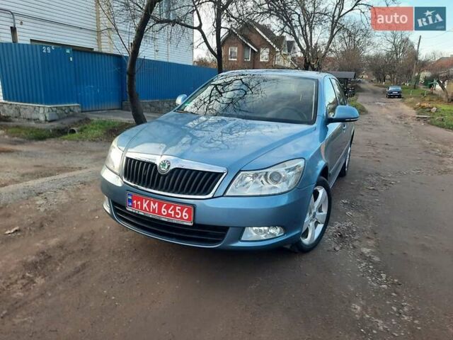 Синий Шкода Октавия, объемом двигателя 1.6 л и пробегом 176 тыс. км за 8350 $, фото 5 на Automoto.ua