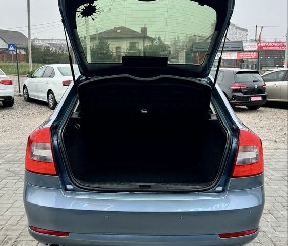 Синий Шкода Октавия, объемом двигателя 1.4 л и пробегом 160 тыс. км за 7400 $, фото 5 на Automoto.ua